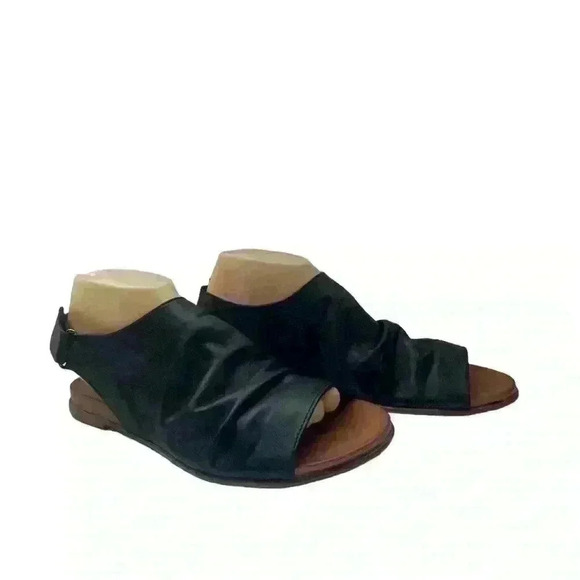 Sheridan Mia -Mya Women Black  Sling Back  Sandals Flat Size EUR 41/US 10-10.5 - Picture 3 of 10